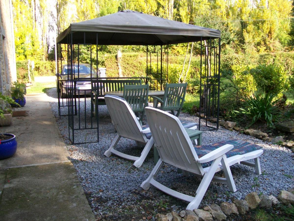 Stone Cottage Meneac Bagian luar foto