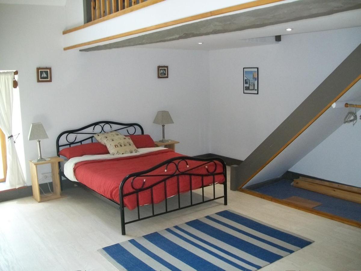 Stone Cottage Meneac Bagian luar foto